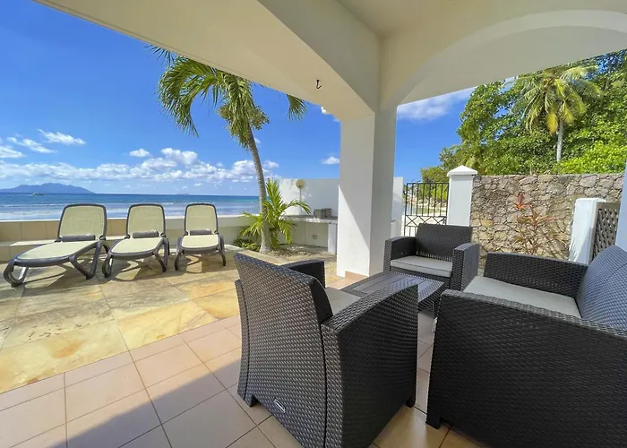 Ocean View Villa - Beauvallon Villas
